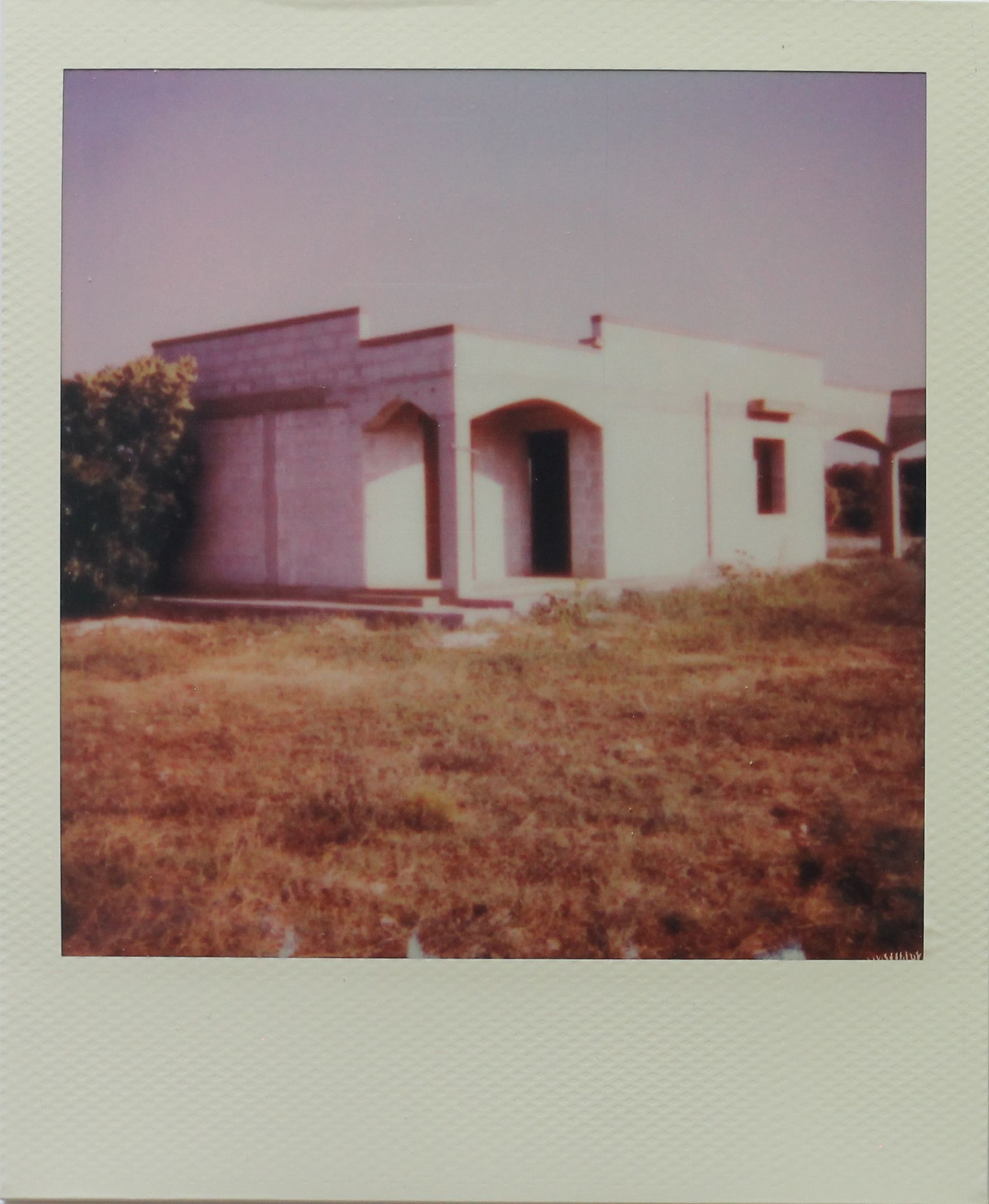 Polaroid - Image 9